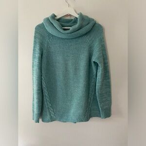 Croft and Barrow long sleeves cowl neck knit sweater.